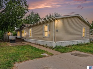 105 W Treehaven Drive, Lincoln, NE 68521
