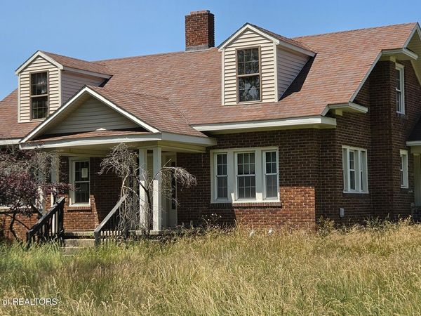 349 Waldo Road, Mason, MI 48854