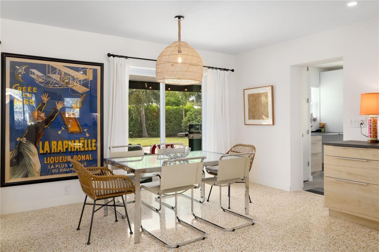 3402 S School Avenue, Sarasota, FL 34239 Photo