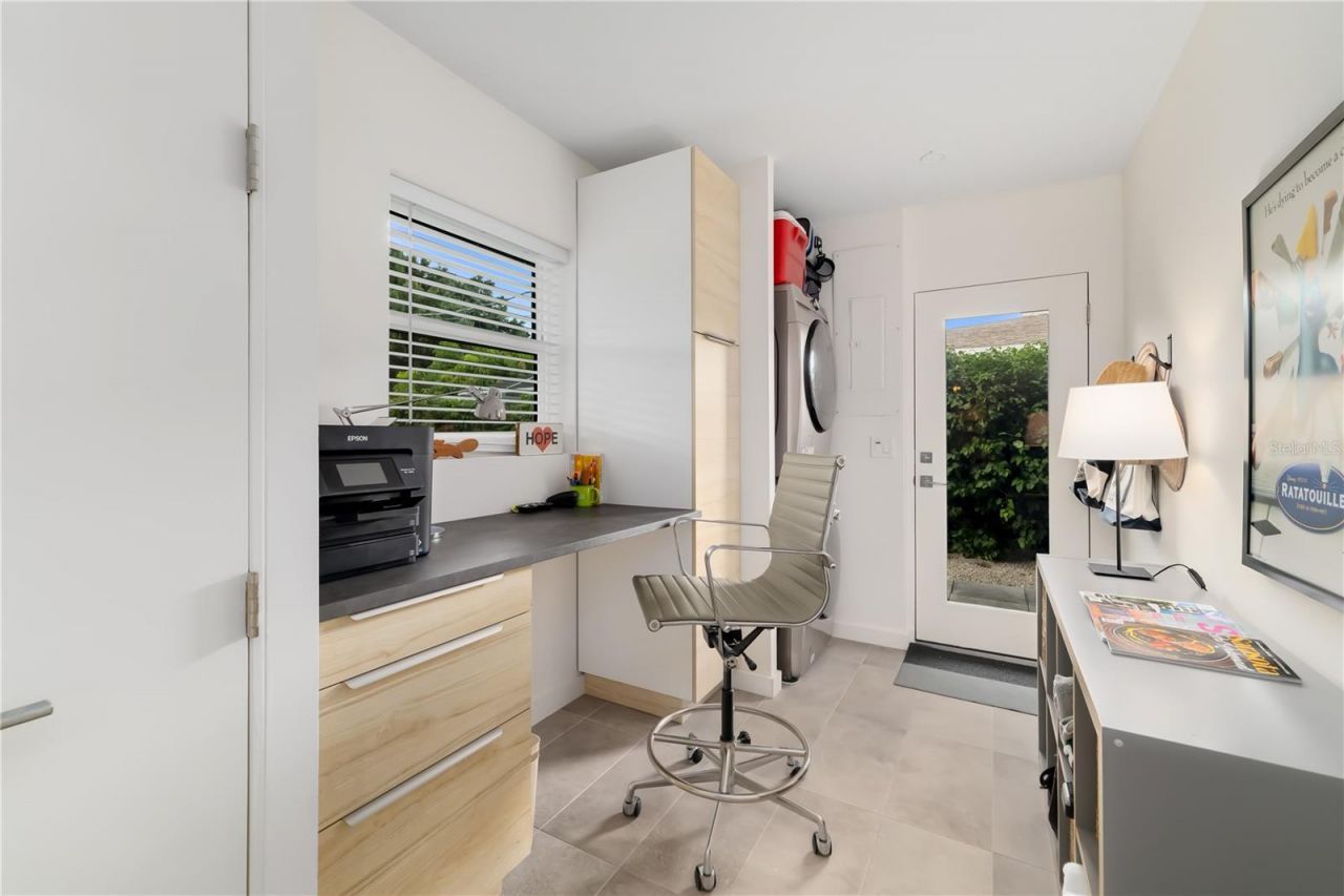 3402 S School Avenue, Sarasota, FL 34239 Photo