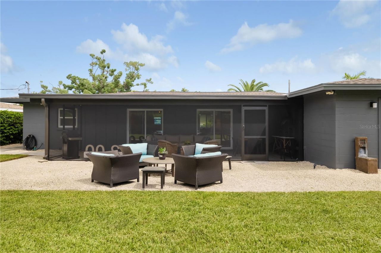 3402 S School Avenue, Sarasota, FL 34239 Photo