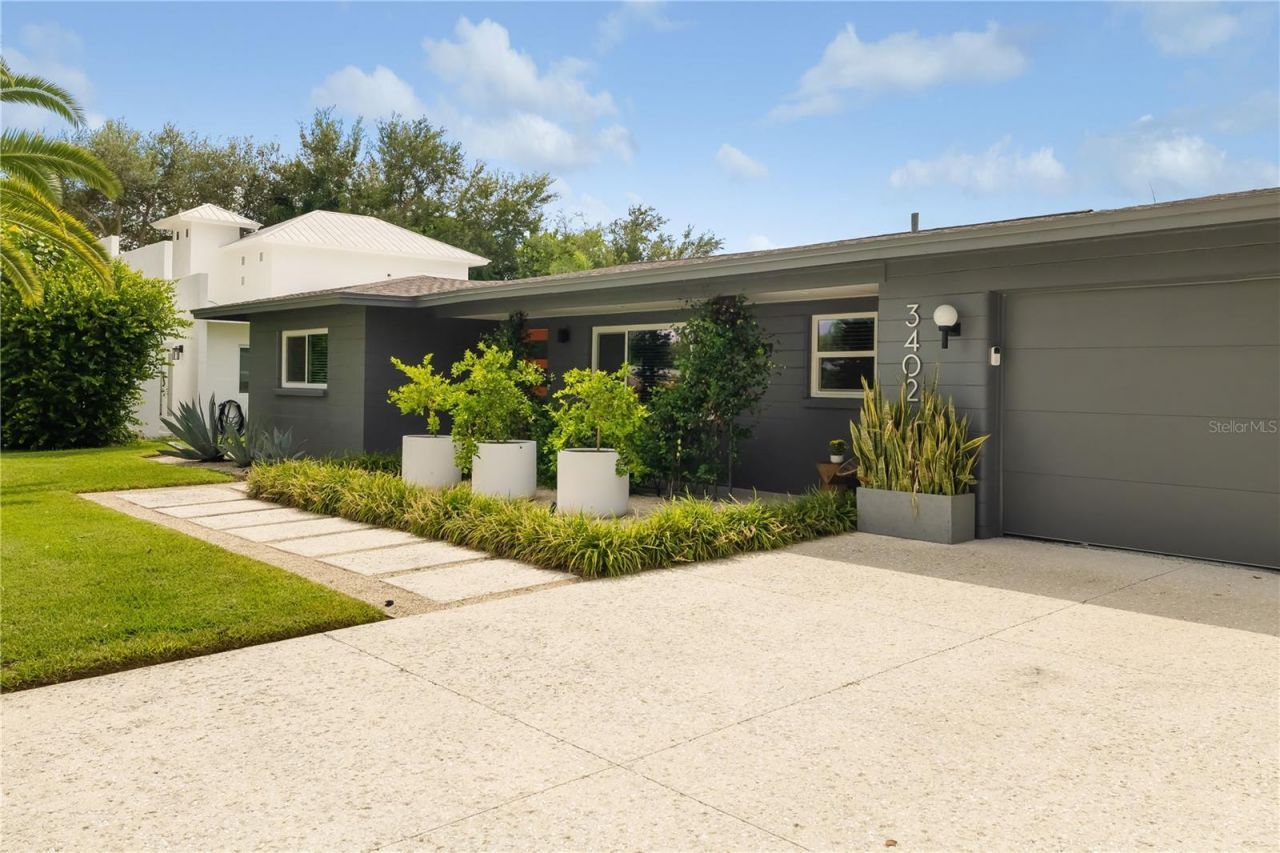 3402 S School Avenue, Sarasota, FL 34239 Photo