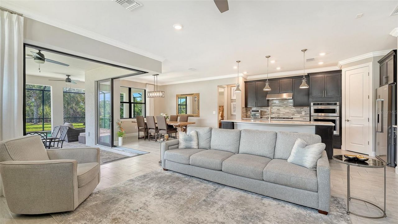 12422 Wood Fern Court, Sarasota, FL 34238 Photo