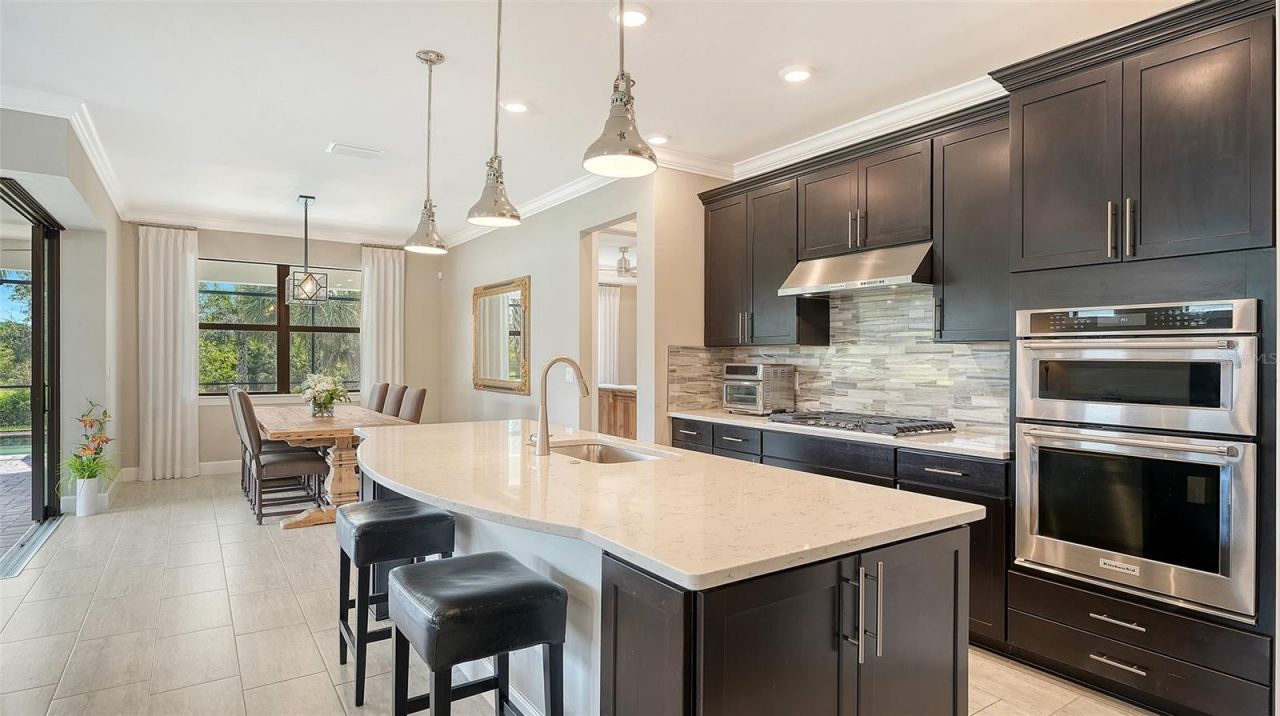 12422 Wood Fern Court, Sarasota, FL 34238 Photo