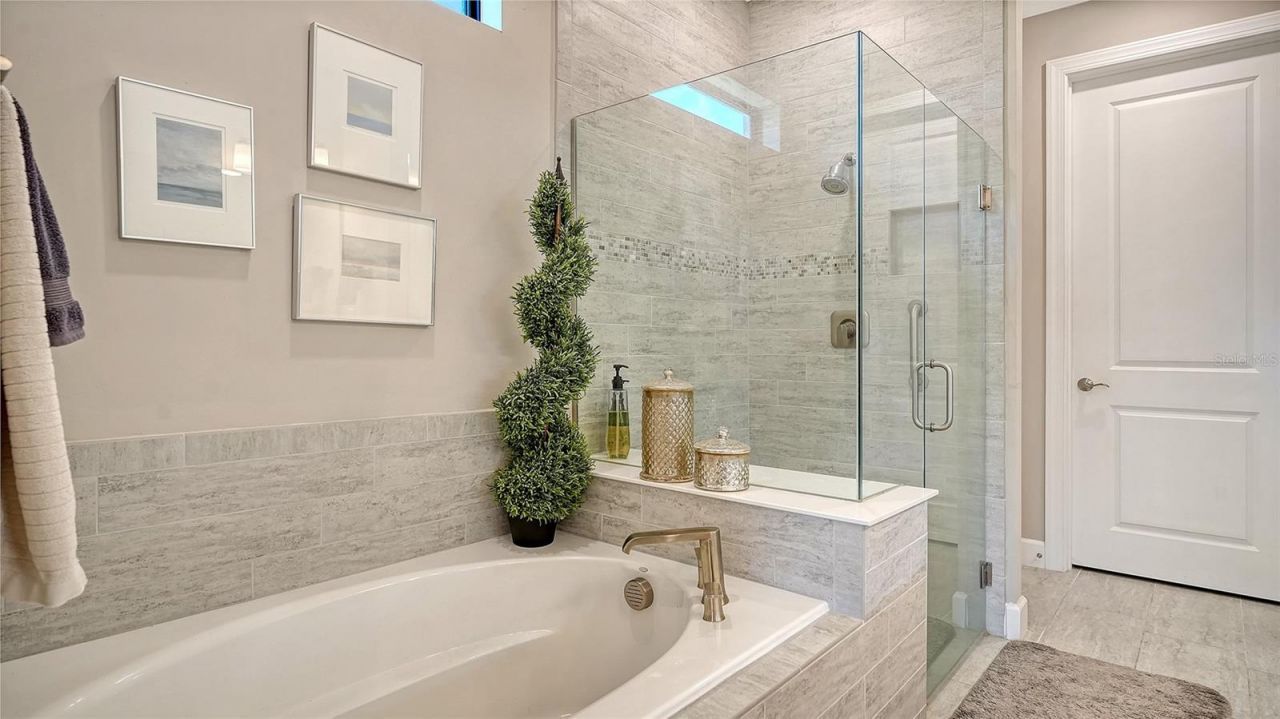 12422 Wood Fern Court, Sarasota, FL 34238 Photo