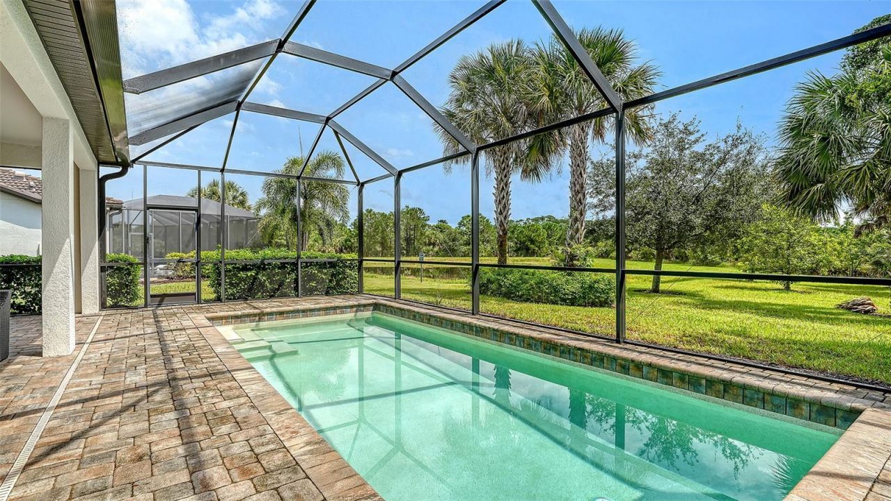 12422 Wood Fern Court, Sarasota, FL 34238 Photo