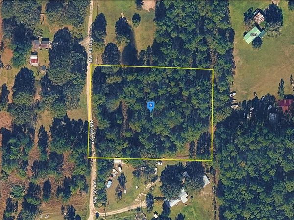 24025 NW 50TH AVENUE , LAWTEY, FL 32058