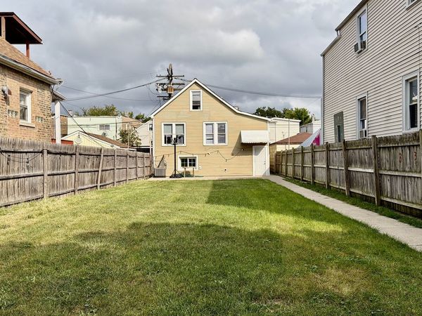 2329 N Mcvicker Avenue , Chicago, IL 60639