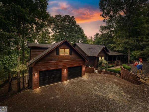 199 Fox Run Drive, Blue Ridge, GA 30513