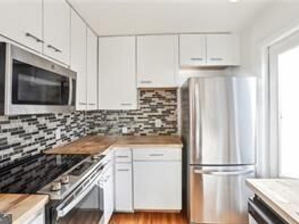 3510 Roswell Road NW, Unit J3, Atlanta, GA 30305