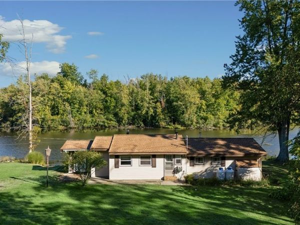 4563 Willow Lane, Clay, NY 13041