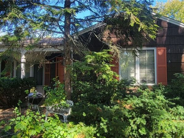 906 Oneida Street , Lewiston, NY 14092