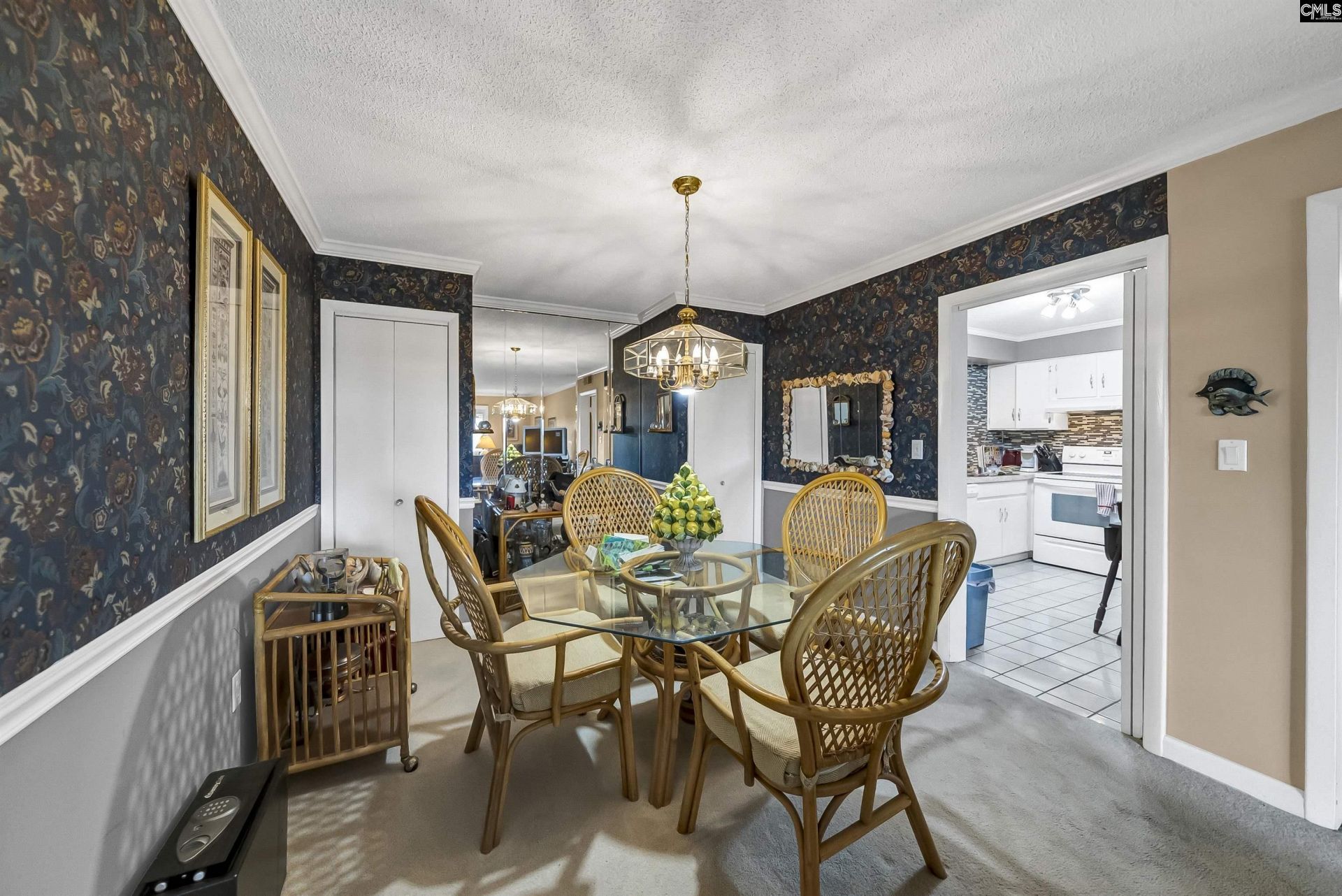 1825 St. Julian Place Photo 6