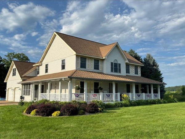 W12942 640th Avenue, Prescott, WI 54021