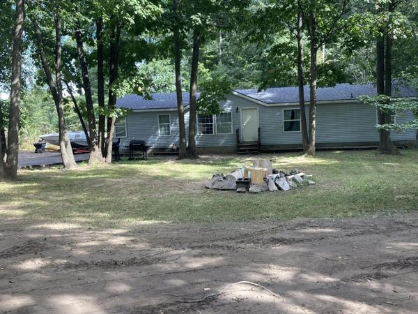 1890 Paul Street, Muskegon, MI 49445