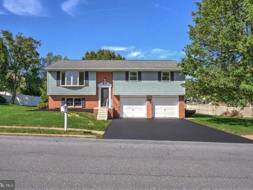 929 Spring Garden Street, Elizabethtown, PA 17022 Main Photo