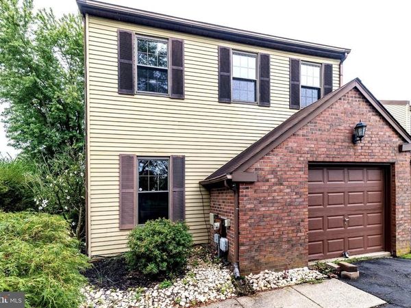 251 PARKVIEW WAY , NEWTOWN, PA 18940