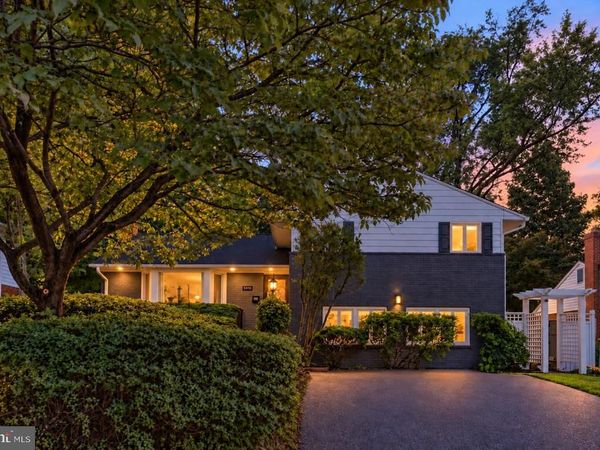 5910 GREENTREE ROAD , BETHESDA, MD 20817