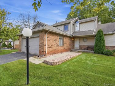 32837 Chapman Circle, Westland, Mi 48185