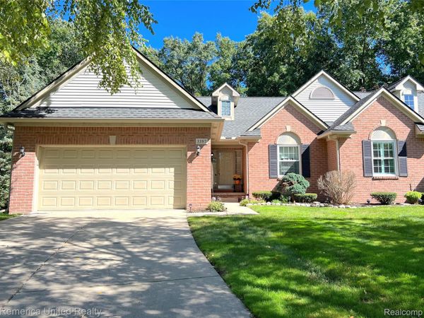 3397 Dewdrop Lane, Genoa Township, Mi 48843