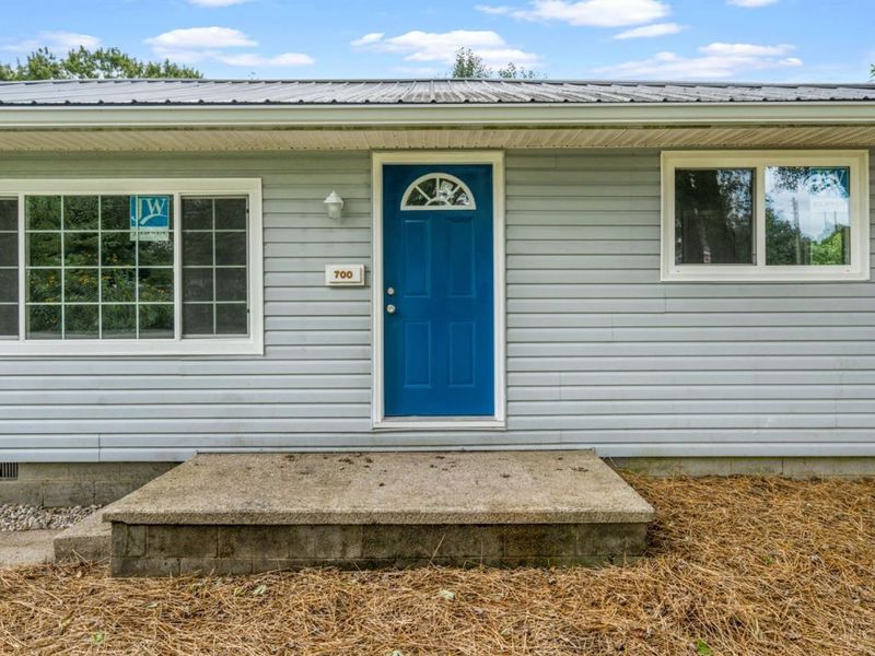 700 Florence Street, Martinsville, OH 45146 Photo 3