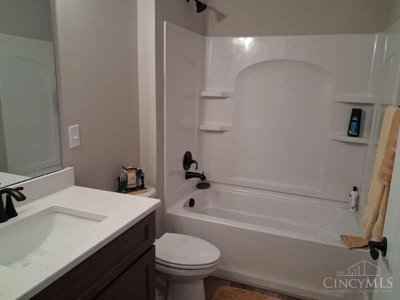 5011 Waterford Lane, Middletown, OH 45042 Photo 20