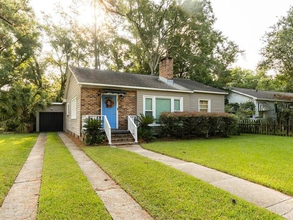 1 Sherwood Drive, Mobile, AL 36606