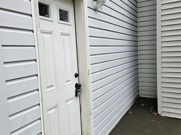 Unit 2, Sayville, NY 11782