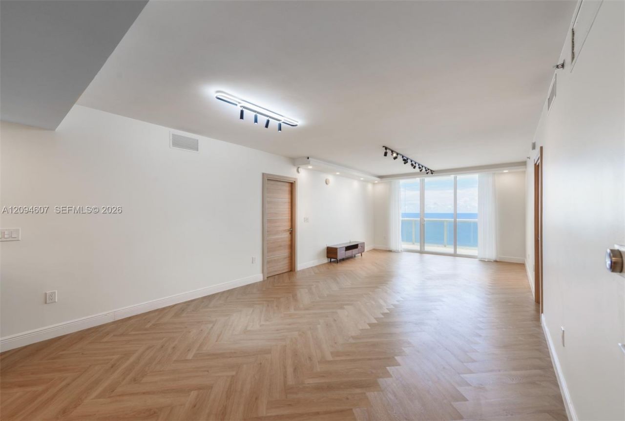 1850 S Ocean Dr , Unit 3702, Hallandale Beach, FL 33009 Photo