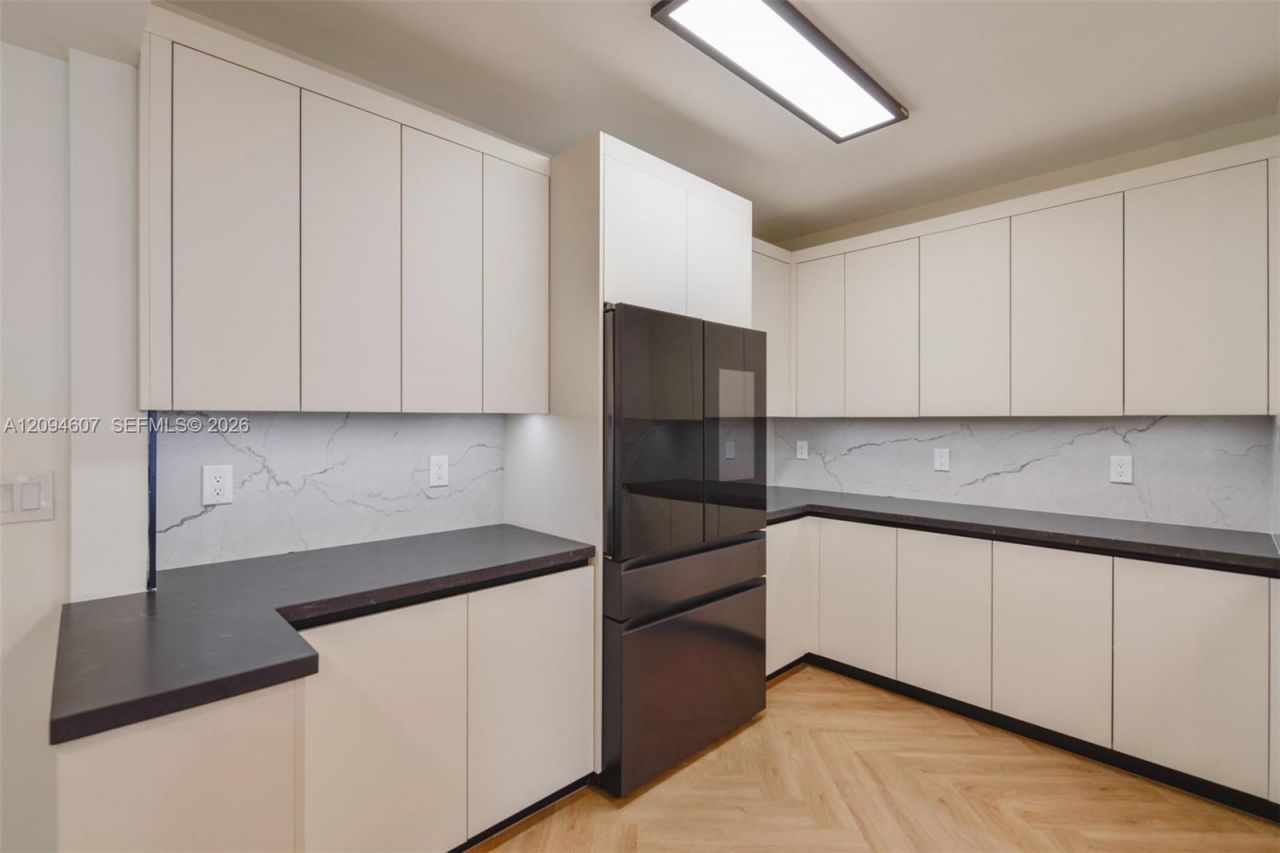 1850 S Ocean Dr , Unit 3702, Hallandale Beach, FL 33009 Photo