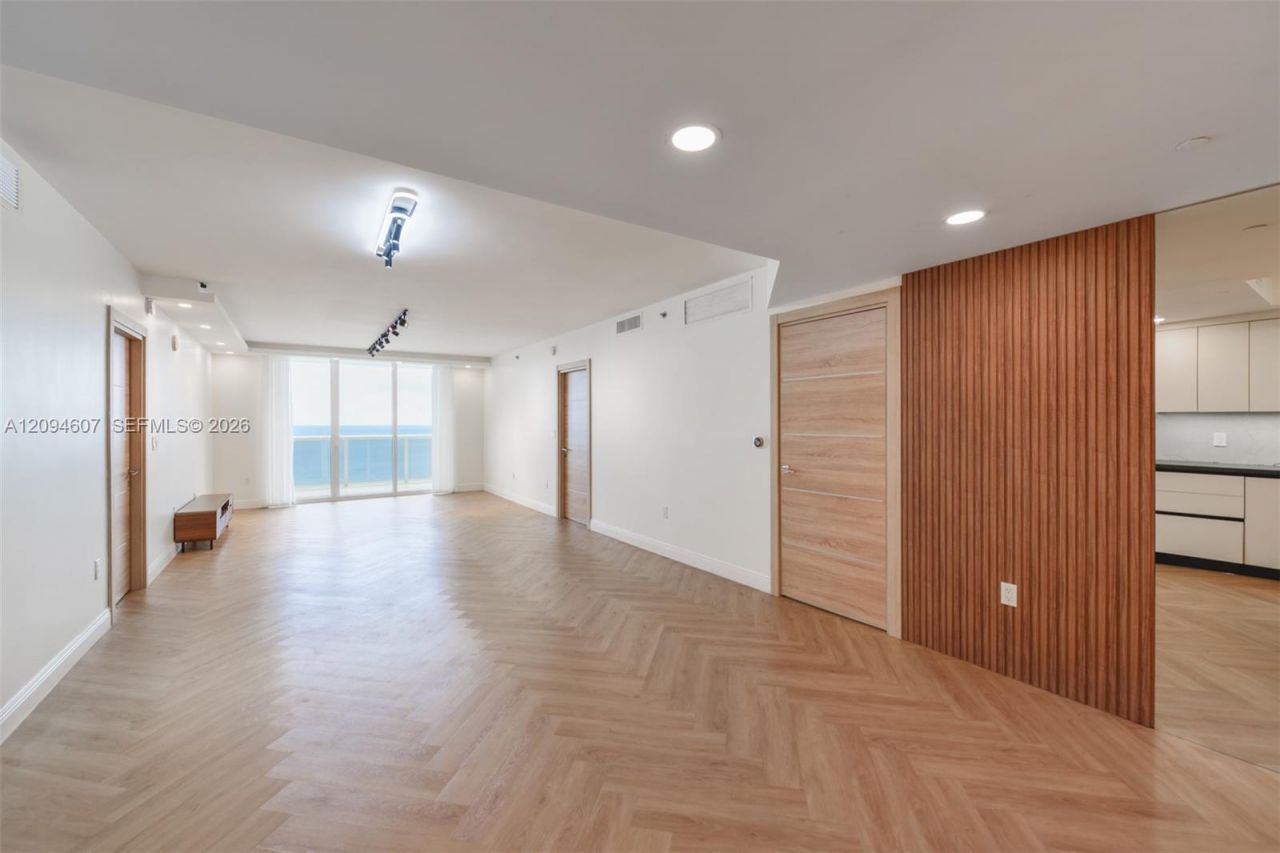 1850 S Ocean Dr , Unit 3702, Hallandale Beach, FL 33009 Photo