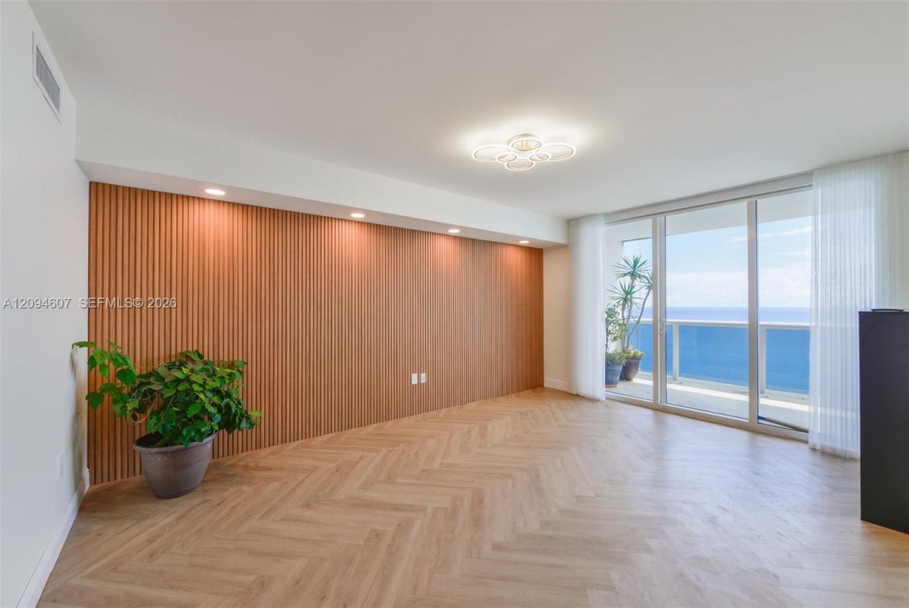 1850 S Ocean Dr , Unit 3702, Hallandale Beach, FL 33009 Photo