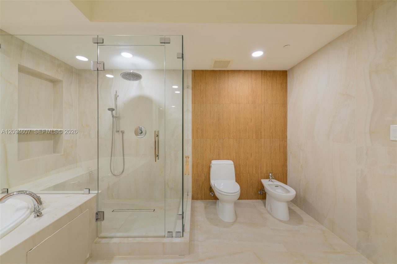 1850 S Ocean Dr , Unit 3702, Hallandale Beach, FL 33009 Photo
