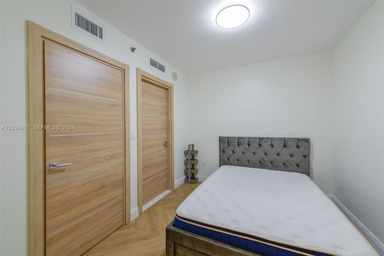 1850 S Ocean Dr , Unit 3702, Hallandale Beach, FL 33009 Photo