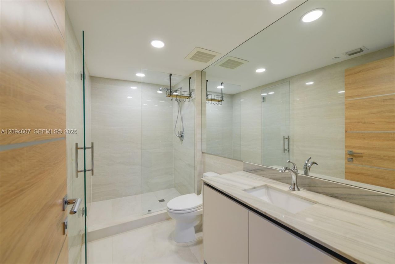 1850 S Ocean Dr , Unit 3702, Hallandale Beach, FL 33009 Photo