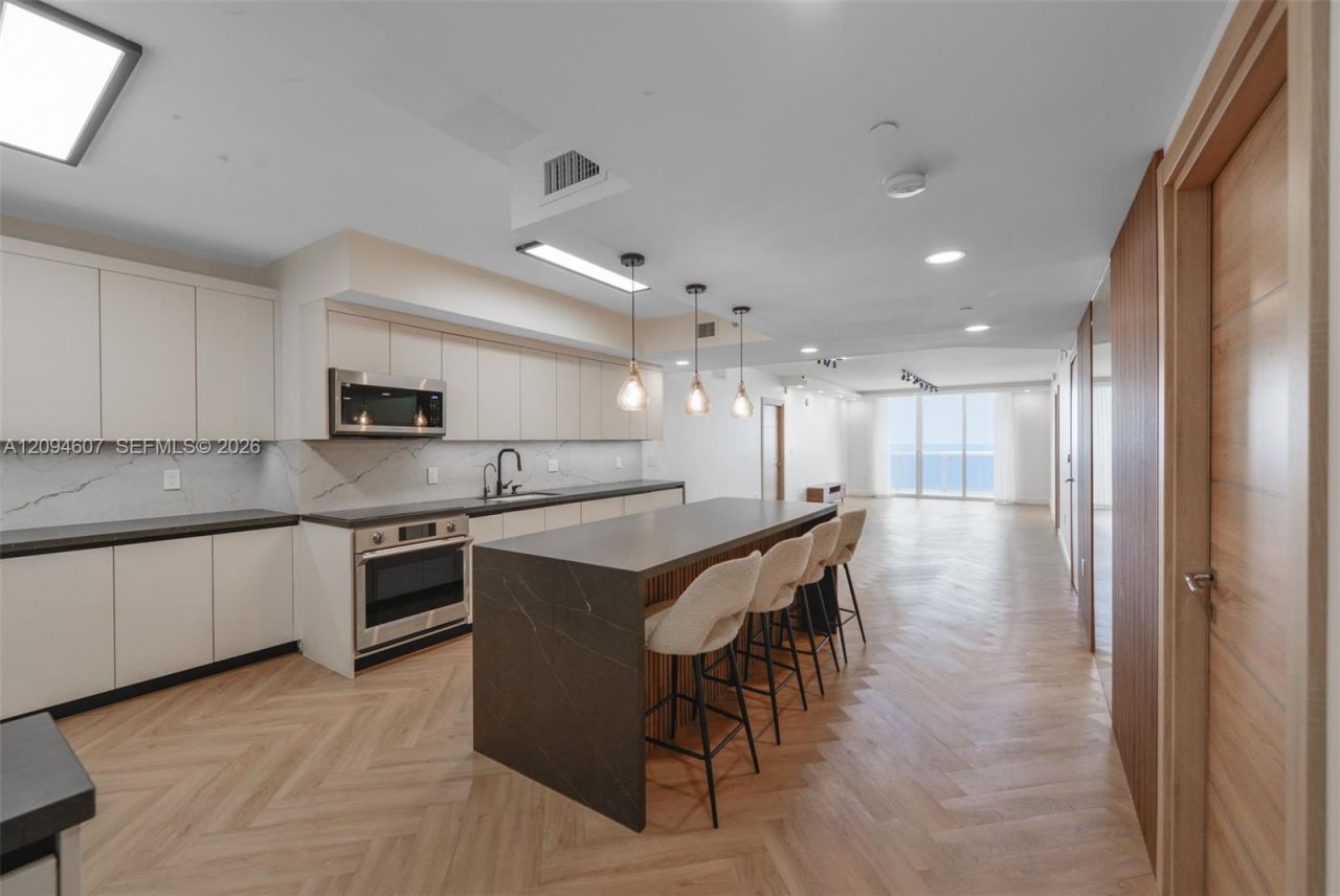 1850 S Ocean Dr , Unit 3702, Hallandale Beach, FL 33009 Photo