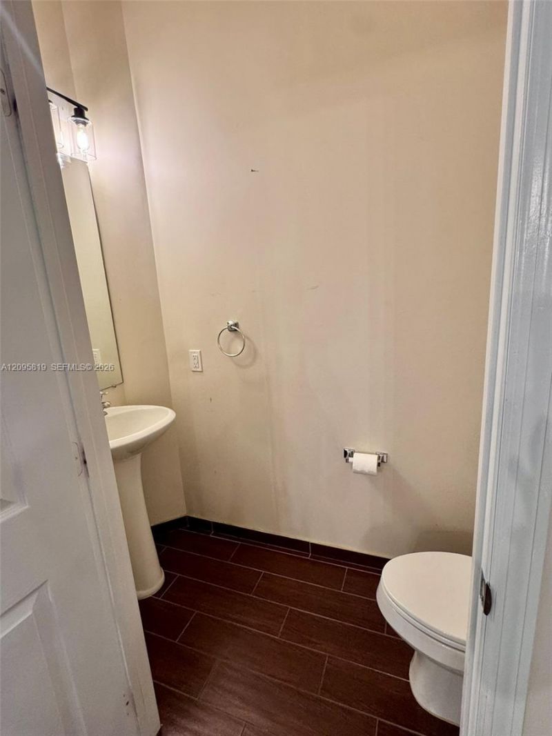 2341 SE 5th St , Pompano Beach, FL 33062 Photo