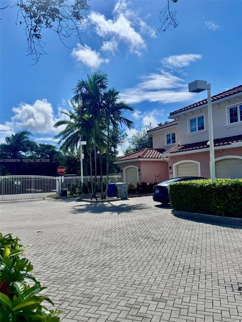 2341 SE 5th St , Pompano Beach, FL 33062 Photo