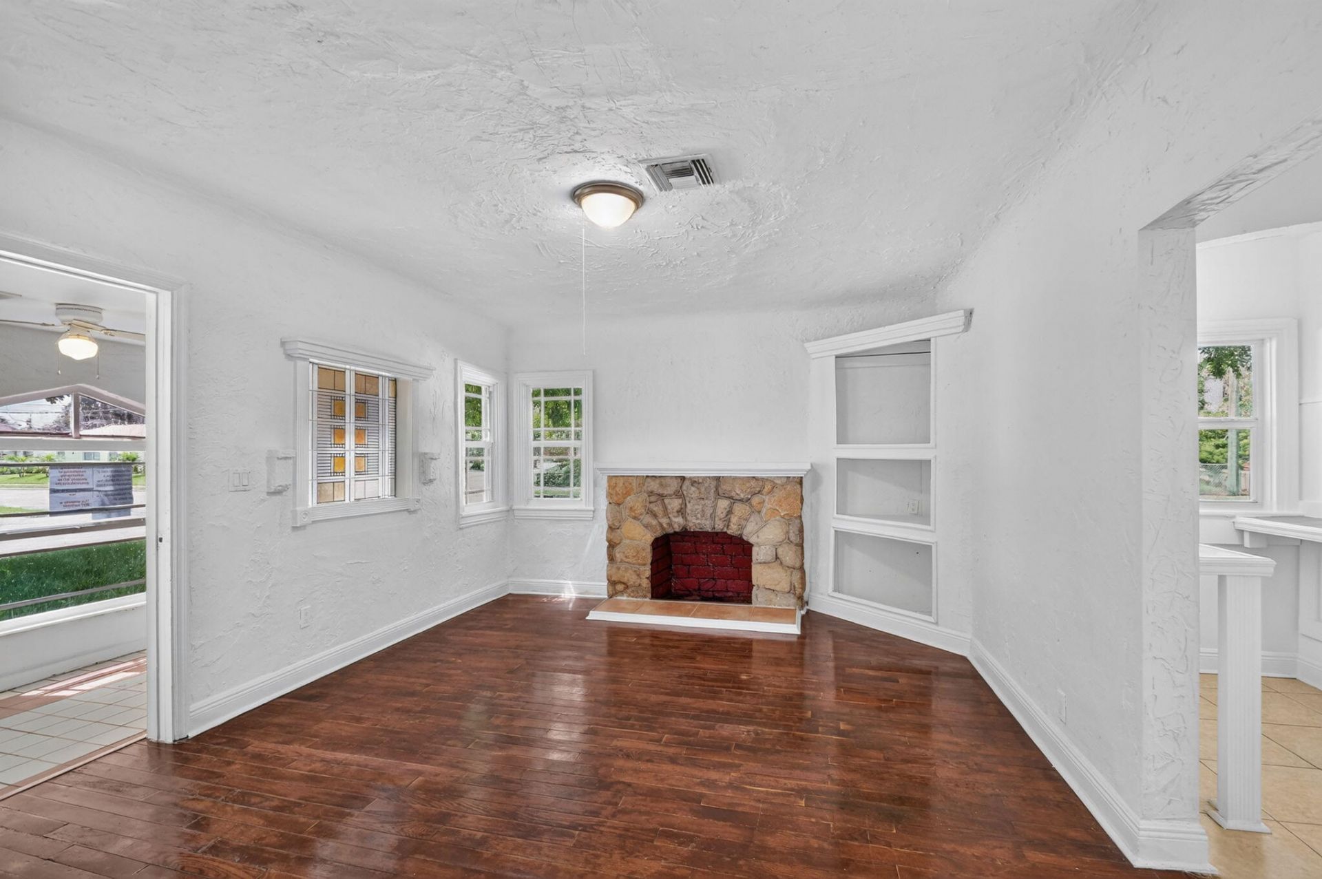 739 Kaye Street, West Palm Beach, FL 33405 Photo