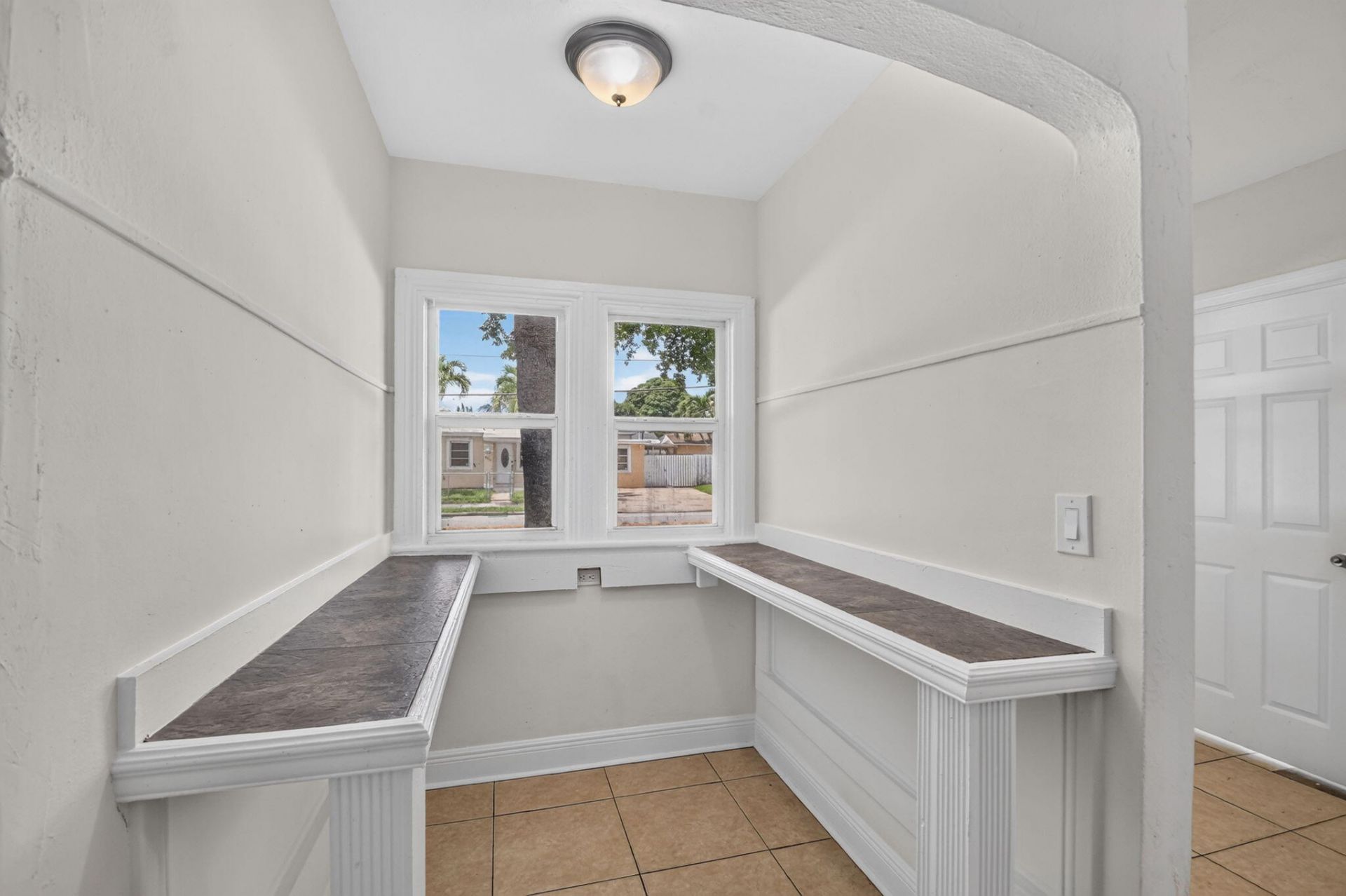739 Kaye Street, West Palm Beach, FL 33405 Photo