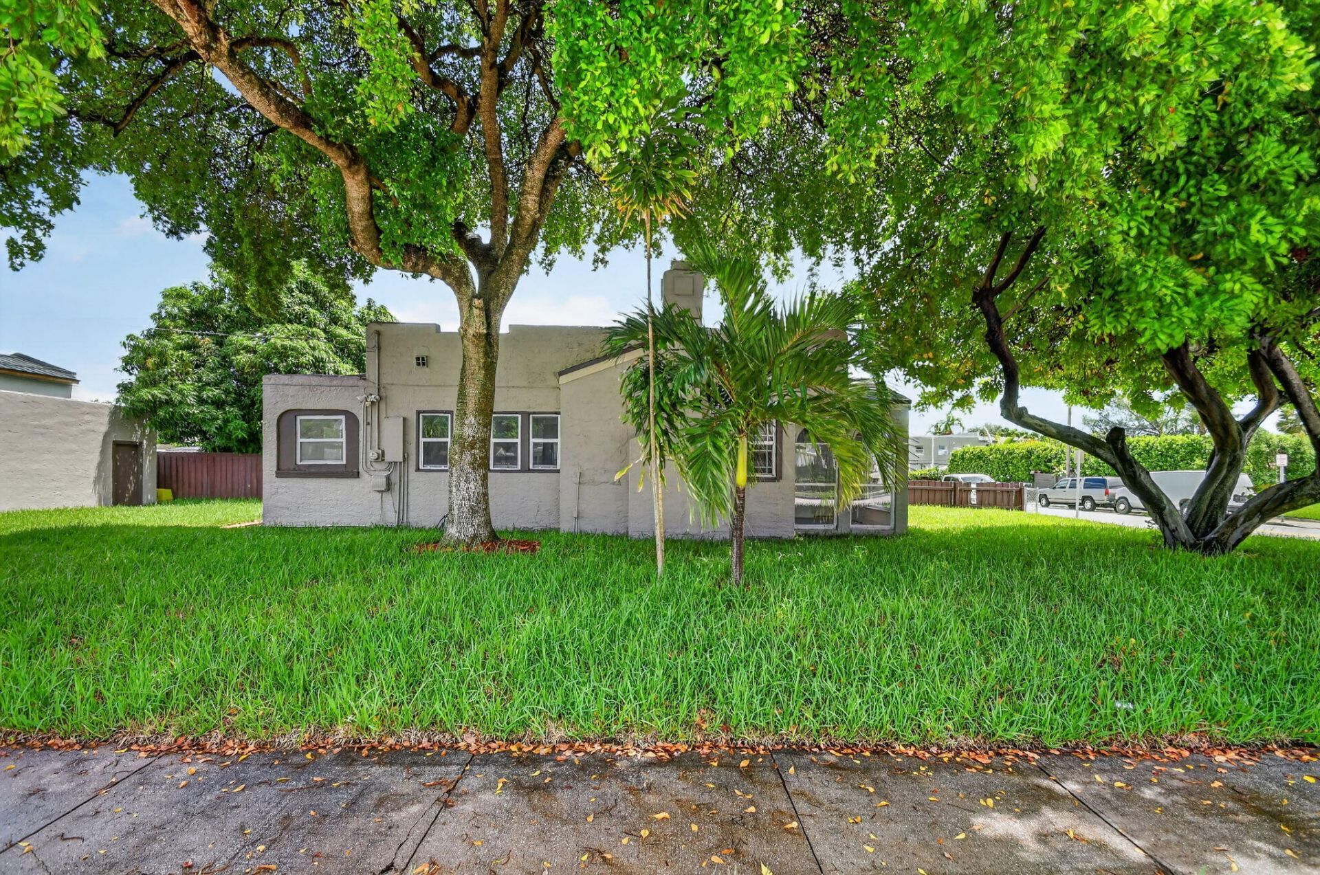 739 Kaye Street, West Palm Beach, FL 33405 Photo