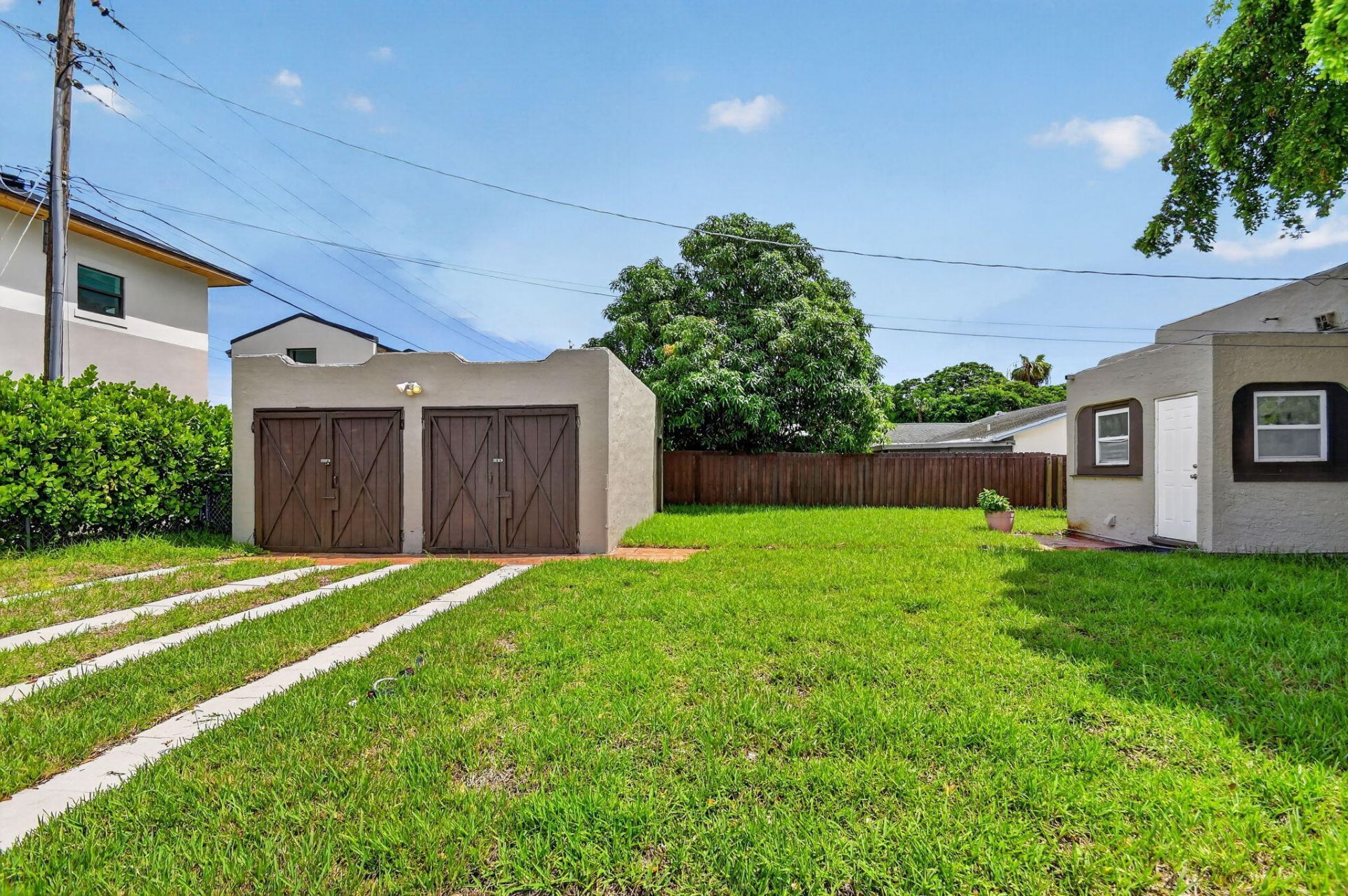 739 Kaye Street, West Palm Beach, FL 33405 Photo
