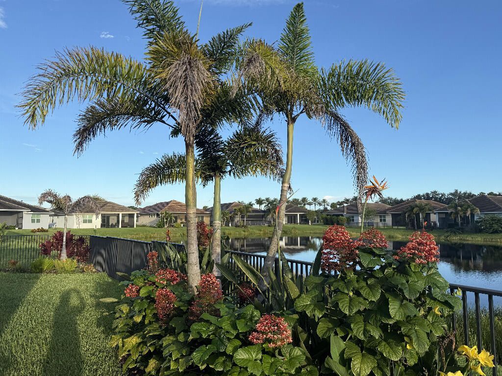 12341 SW Sunset Lk Lane, Port Saint Lucie, FL 34987 Photo