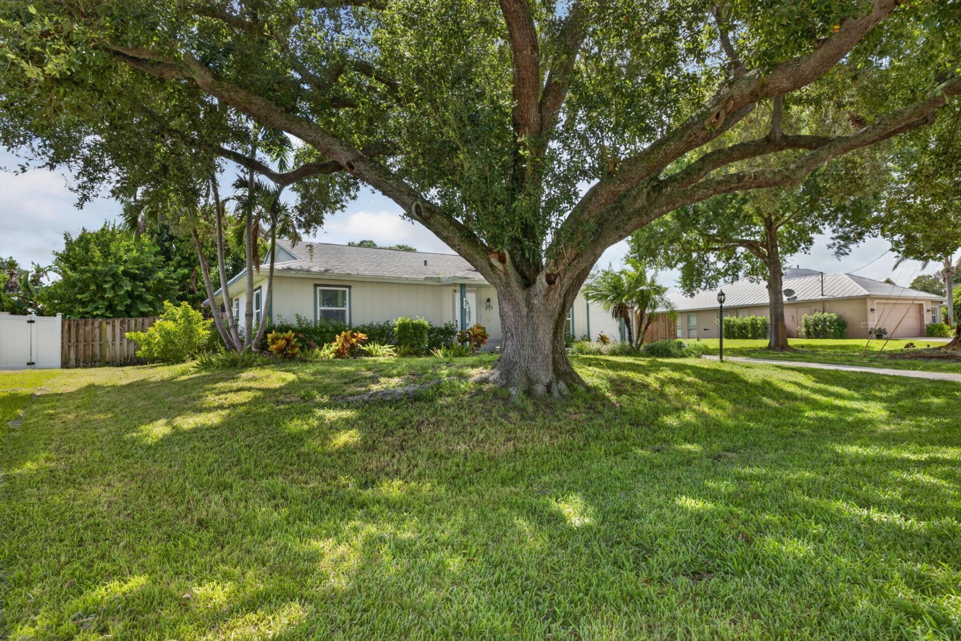 872 SW Nichols Terrace, Port Saint Lucie, FL 34953 Photo