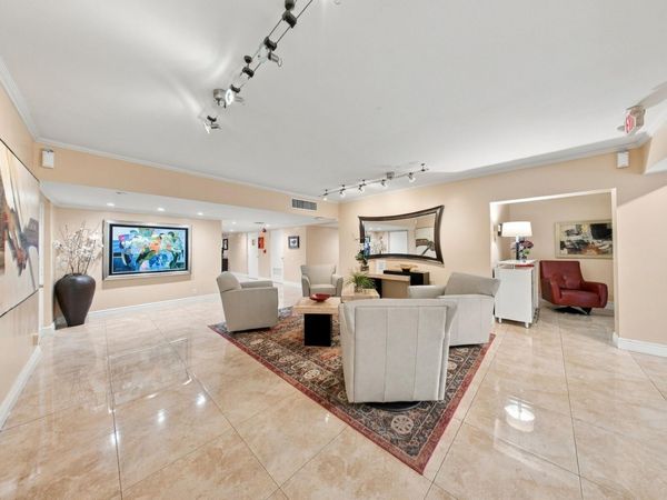 800 Cypress Grove Drive, Unit 504, Pompano Beach, FL 33069