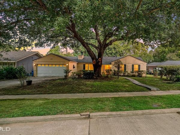 450 Albert Avenue , Shreveport, LA 71105
