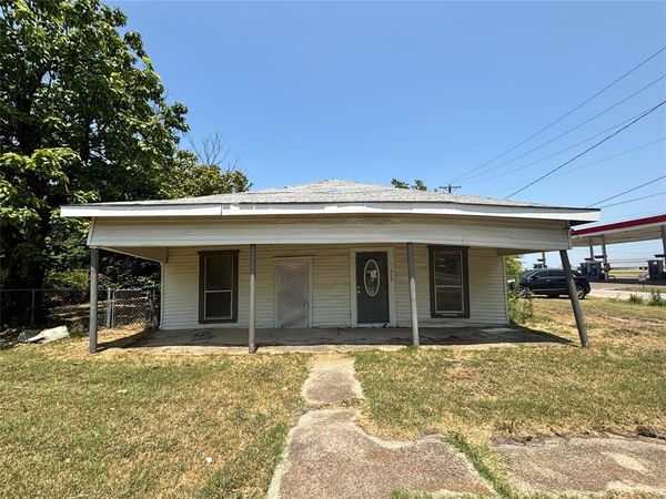 309 E Mowry Street, Crandall, TX 75114