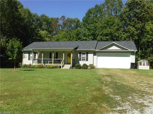 127 Keegan Lane , Denton, NC 27239