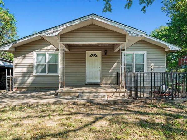902 W 4th Street, Ada, OK 74820