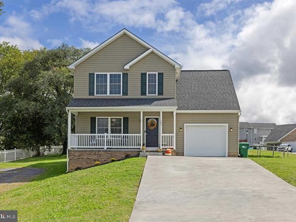 143 LINVILLE AVENUE, BROADWAY, VA 22815
